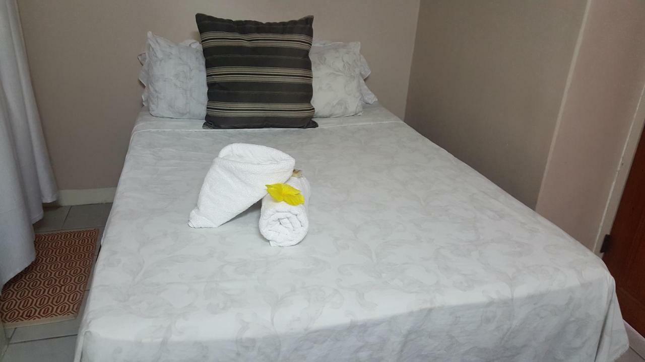Rainbow Inn Grenville Εξωτερικό φωτογραφία