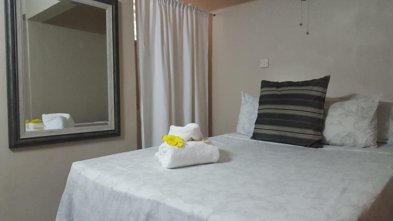 Rainbow Inn Grenville Εξωτερικό φωτογραφία