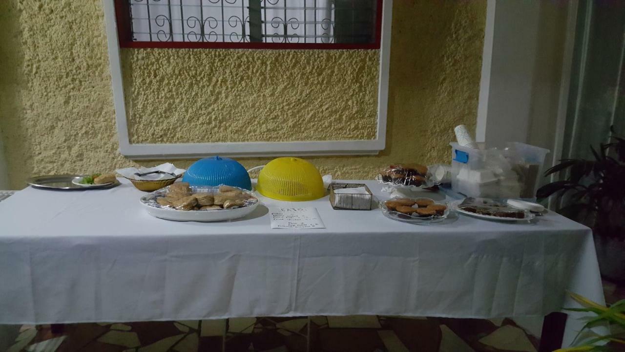 Rainbow Inn Grenville Εξωτερικό φωτογραφία