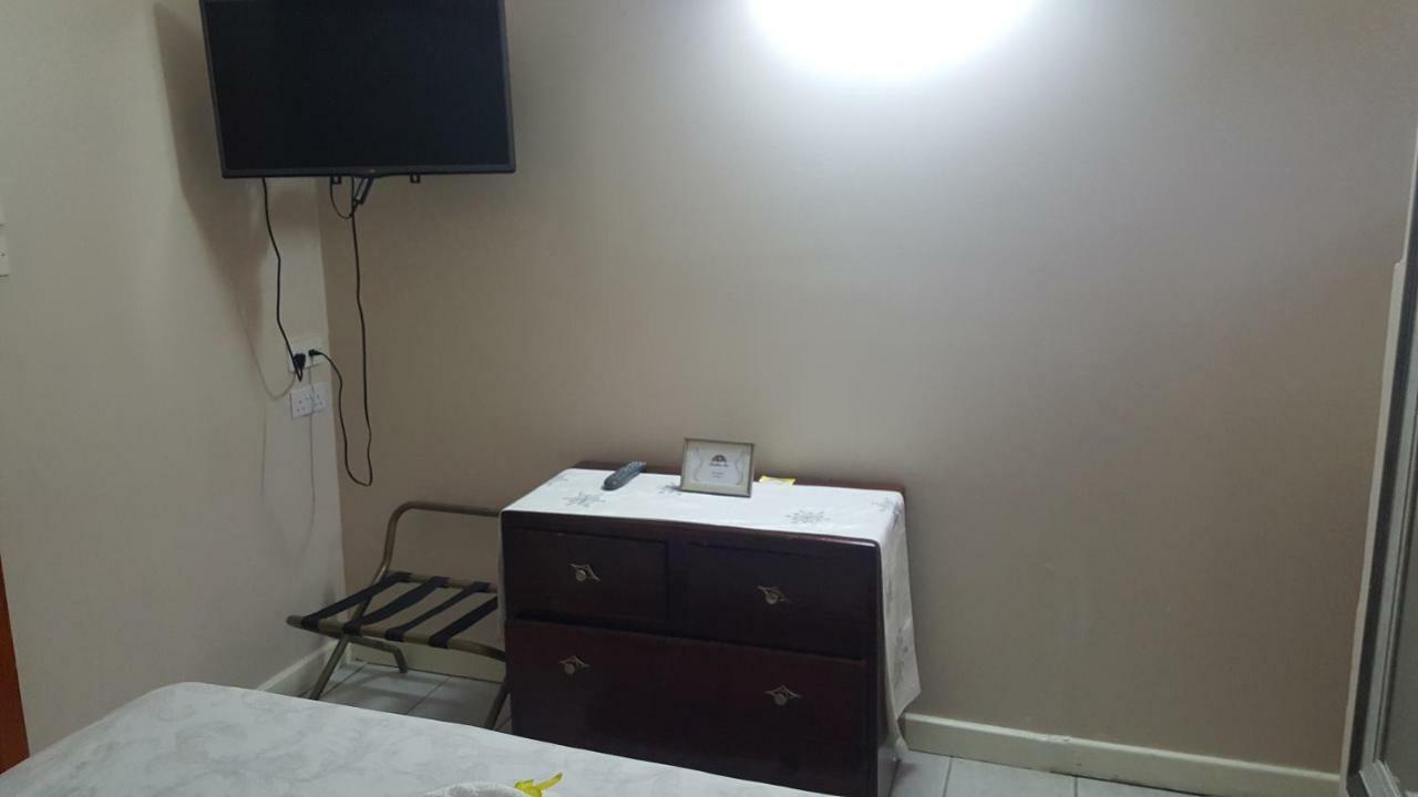 Rainbow Inn Grenville Εξωτερικό φωτογραφία